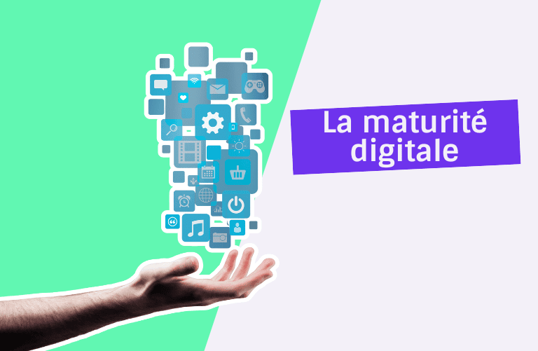 main qui tient des applis